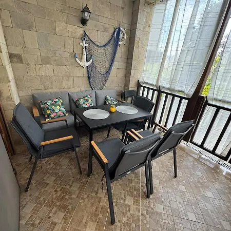 At The Seaside Apartamento Sozopol